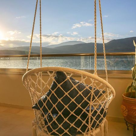 Boho Beach House In Itea-Delphi Eksteriør billede