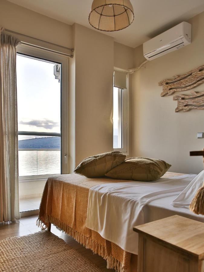 Boho Beach House In Itea-Delphi Eksteriør billede